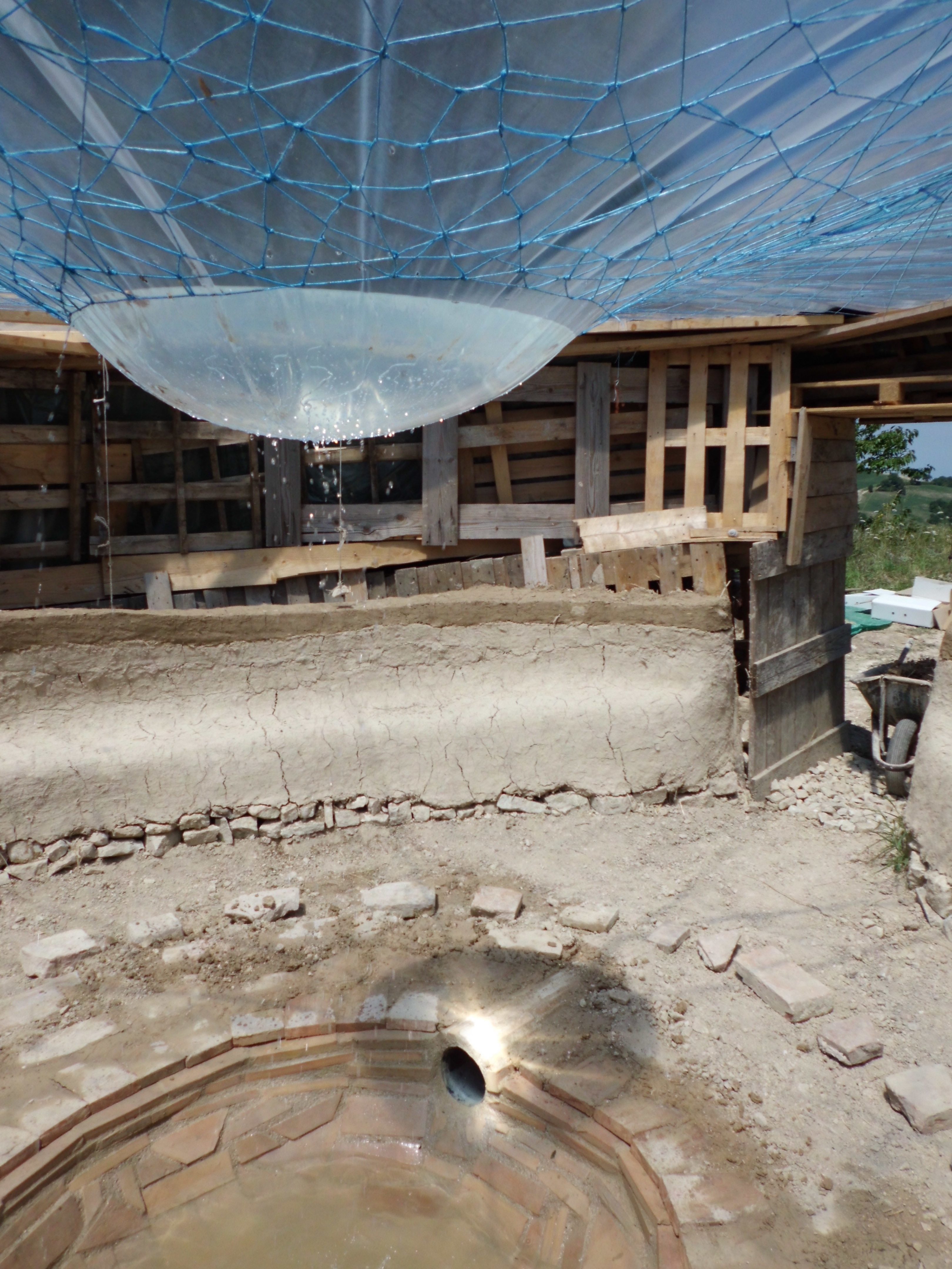 Workshop for the construction of a wooden geodetic structure, Tufillo (Ch)
