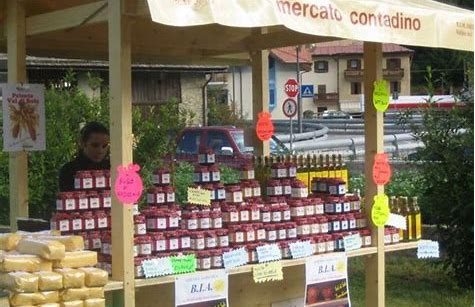 Il Mercato Itinerante della Terra – una iniziativa collettiva degli agricoltori Teramani